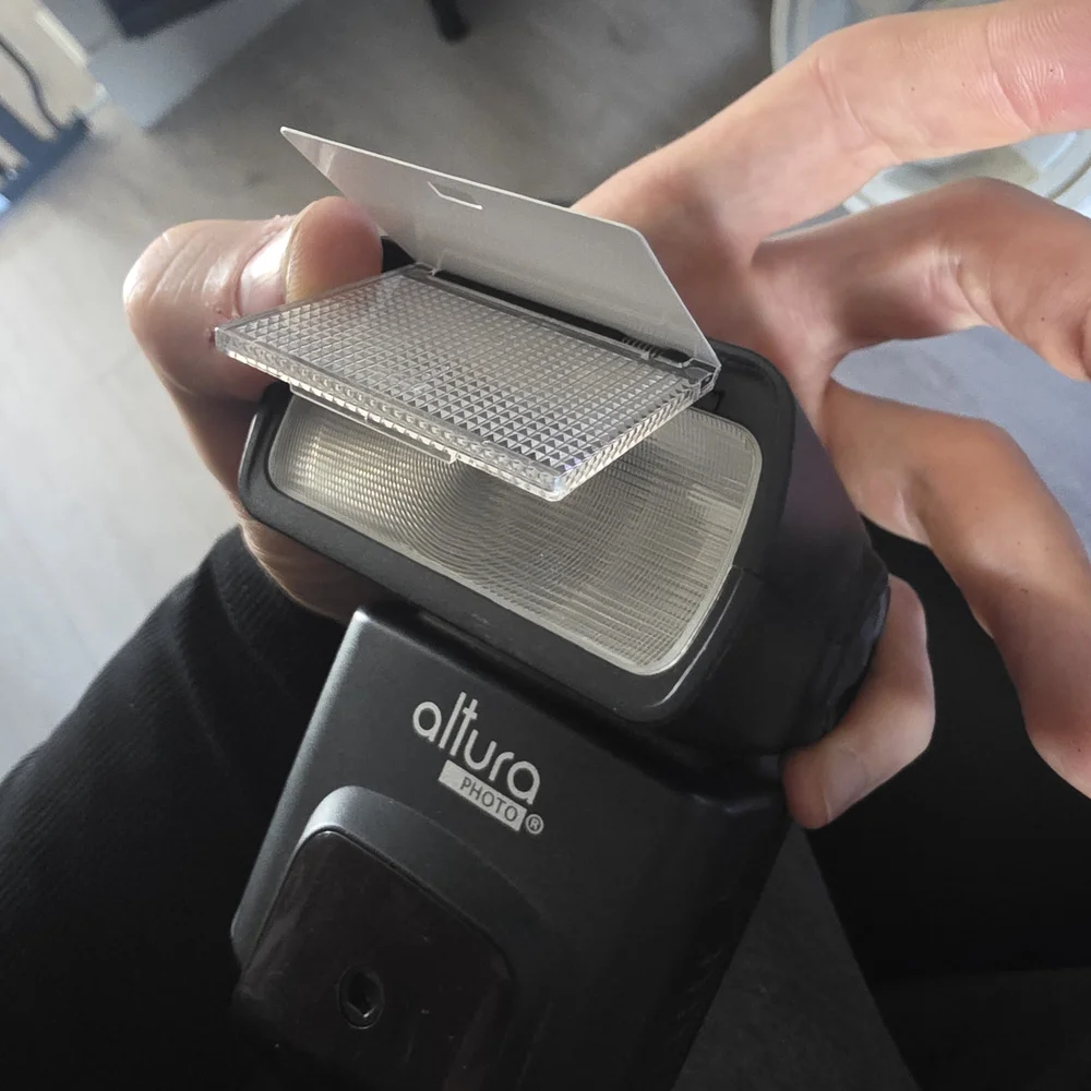 ALTURA flash With MAGMOD FLASH DIFFUSER